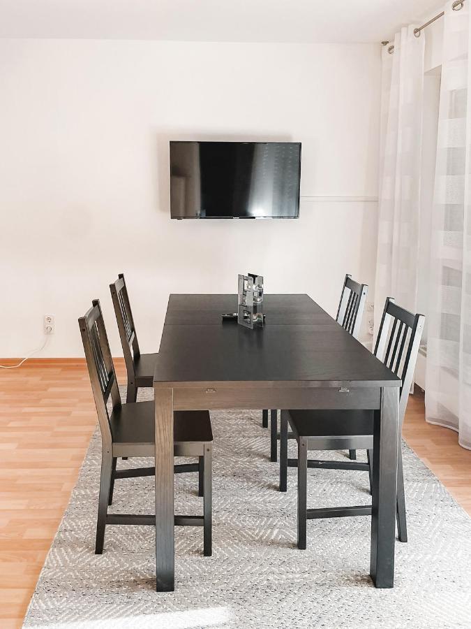 Schoene Wohnung, Eigene Terrasse, Privater Parkplatz, Wi-Fi, Waschmaschine, 3P Chemnitz Exterior foto